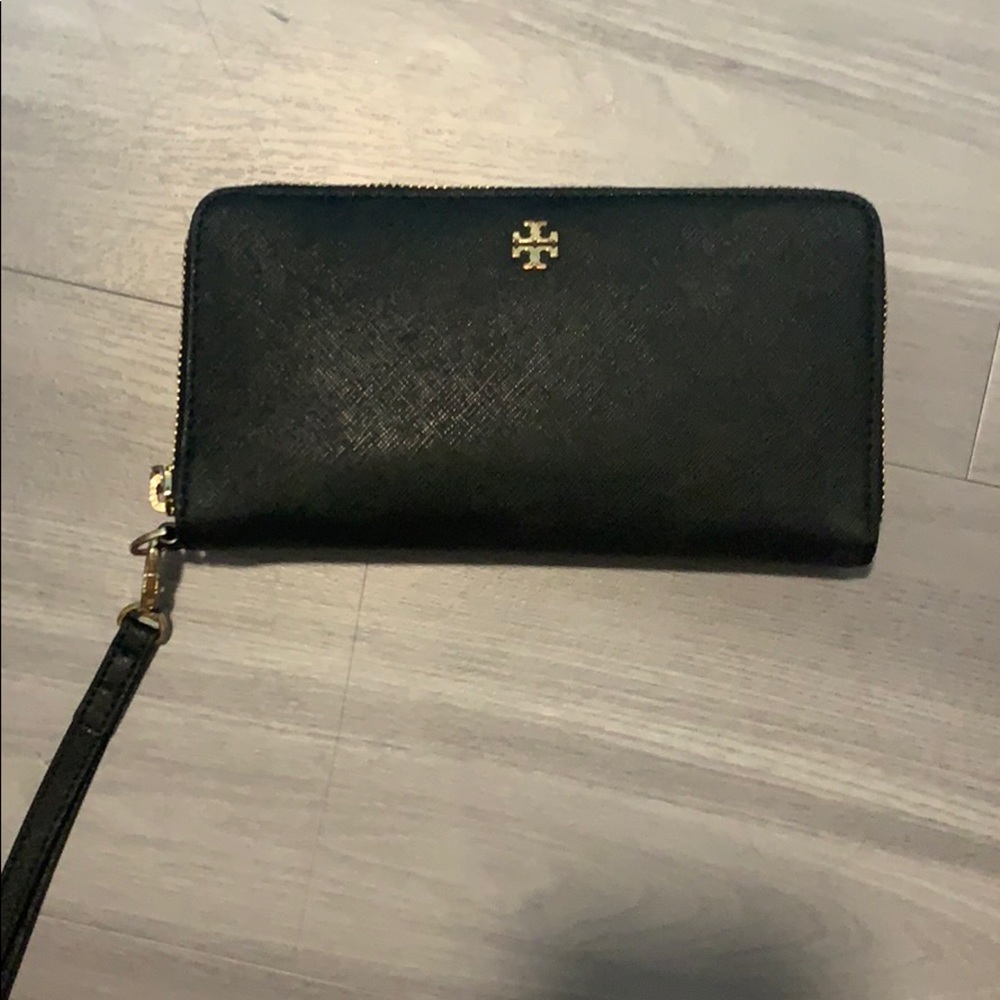 Tory Burch Robinson Wallet Large